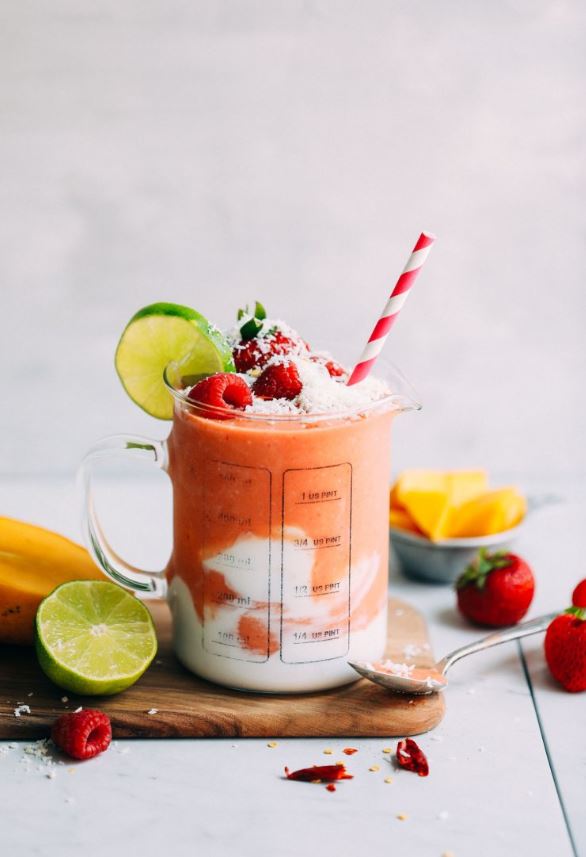 Gingery Mango & Berry Smoothie