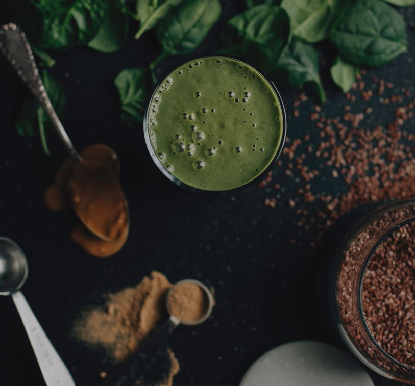 Peanut Butter Vanilla Green Shake